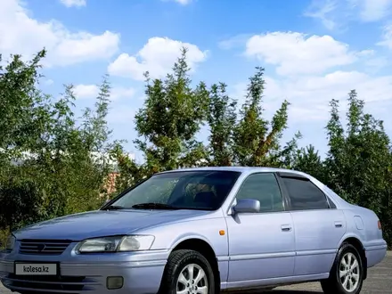 Toyota Camry 1997 года за 3 670 000 тг. в Алматы – фото 3