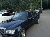 Mercedes-Benz E 230 1989 годаfor1 500 000 тг. в Караганда – фото 5