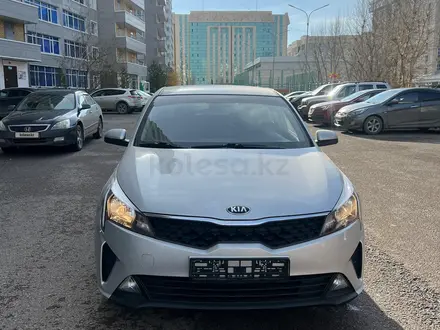 Kia Rio 2021 года за 8 300 000 тг. в Астана – фото 3