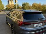 Hyundai Santa Fe 2023 годаfor19 000 000 тг. в Астана – фото 2