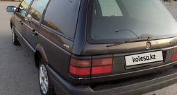 Volkswagen Passat 1993 годаүшін1 850 000 тг. в Караганда – фото 3