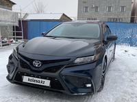 Toyota Camry 2020 года за 11 800 000 тг. в Алматы