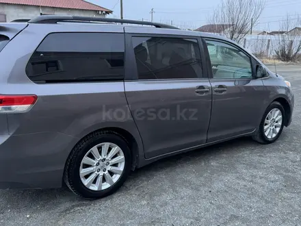 Toyota Sienna 2014 года за 8 500 000 тг. в Актау – фото 5