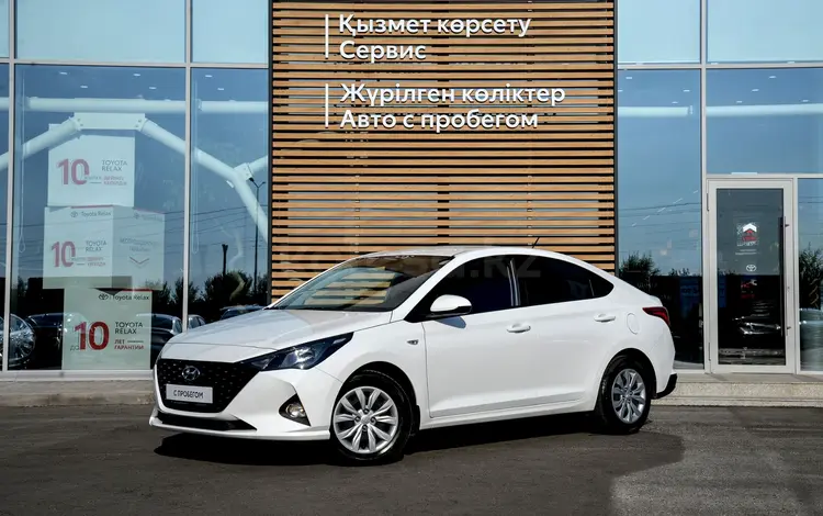 Hyundai Accent 2022 годаfor7 990 000 тг. в Шымкент