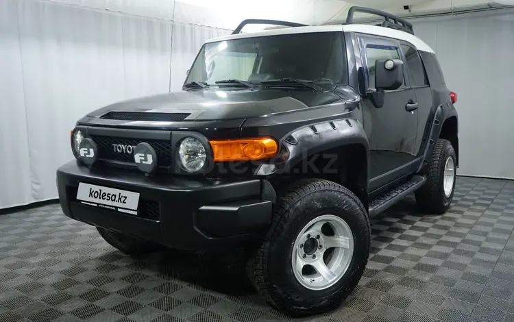 Toyota FJ Cruiser 2006 года за 11 900 000 тг. в Алматы