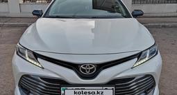 Toyota Camry 2018 года за 13 500 000 тг. в Астана