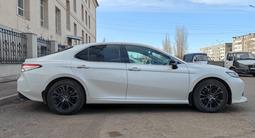 Toyota Camry 2018 года за 13 500 000 тг. в Астана – фото 5