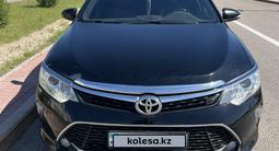 Toyota Camry 2015 года за 10 800 000 тг. в Астана