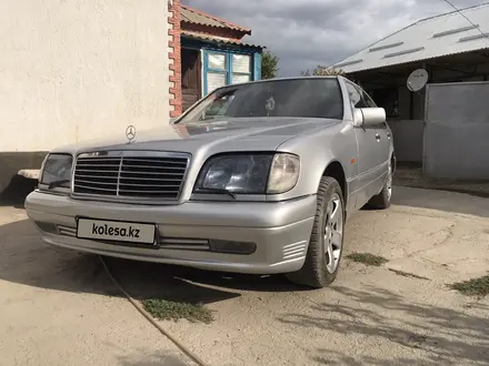 Mercedes-Benz S 320 1995 года за 1 900 000 тг. в Тараз