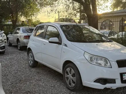 Chevrolet Aveo 2012 года за 2 500 000 тг. в Алматы – фото 2