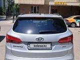 Hyundai Santa Fe 2014 годаүшін10 500 000 тг. в Алматы – фото 2
