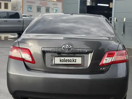 Toyota Camry 2010 года за 4 600 000 тг. в Атырау – фото 4