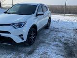 Toyota RAV4 2017 года за 13 500 000 тг. в Павлодар – фото 3