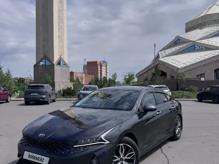 Kia K5 2021 года за 12 500 000 тг. в Астана