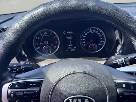 Kia K5 2021 года за 12 500 000 тг. в Астана – фото 20