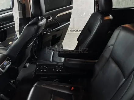 Toyota Highlander 2019 года за 18 000 000 тг. в Алматы – фото 10