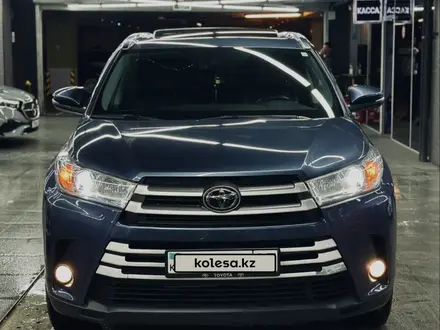Toyota Highlander 2019 года за 18 000 000 тг. в Алматы – фото 2