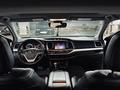 Toyota Highlander 2019 годаүшін18 000 000 тг. в Алматы – фото 8