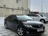 Toyota Camry 2012 годаfor8 500 000 тг. в Атырау – фото 2