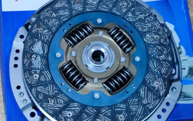 Комплект сцепления за 40 000 тг. в Алматы