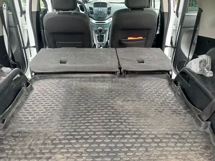 Chevrolet Orlando 2012 года за 5 500 000 тг. в Усть-Каменогорск – фото 18
