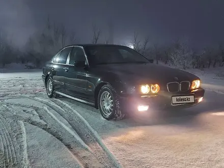 BMW 520 1999 года за 2 900 000 тг. в Актобе