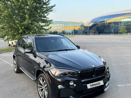 BMW X5 2016 года за 19 400 000 тг. в Алматы – фото 17