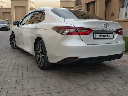 Toyota Camry 2023 года за 16 900 000 тг. в Туркестан – фото 3