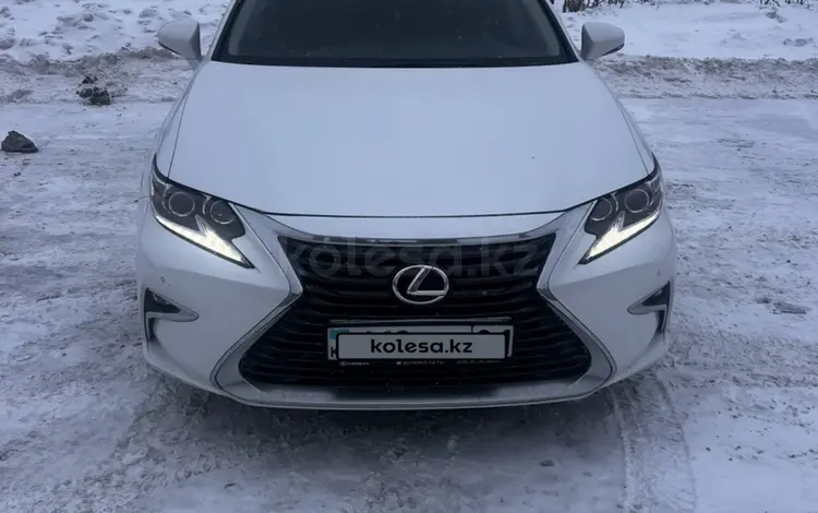 Lexus ES 250 2017 годаfor15 500 000 тг. в Астана