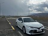 Toyota Camry 2019 года за 11 700 000 тг. в Алматы