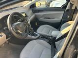Hyundai Elantra 2017 годаүшін4 400 000 тг. в Жанаозен – фото 4