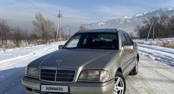 Mercedes-Benz C 220 1995 годаүшін2 300 000 тг. в Алматы