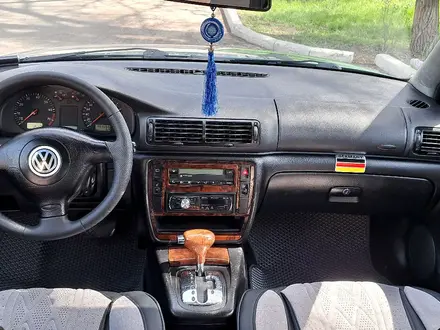 Volkswagen Passat 1999 года за 2 000 000 тг. в Алматы – фото 12