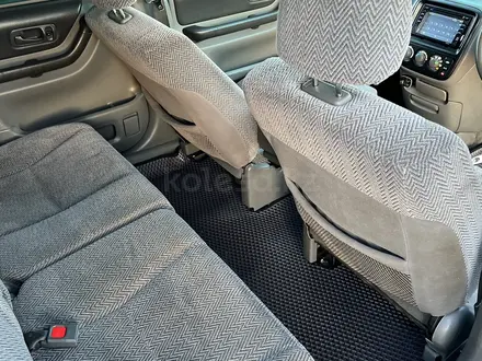 Honda CR-V 1996 года за 3 500 000 тг. в Алматы – фото 18