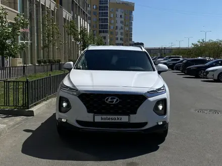 Hyundai Santa Fe 2019 года за 14 900 000 тг. в Атырау – фото 4