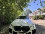 BMW X6 2022 годаүшін43 000 000 тг. в Уральск