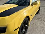 Chevrolet Camaro 2012 годаүшін12 000 000 тг. в Караганда – фото 5