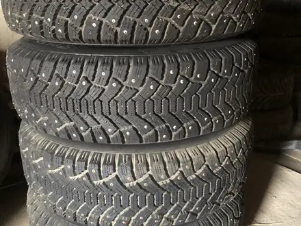 Комплект шипованных колес 205/70r15 с дисками на Ниву за 135 000 тг. в Актобе – фото 8