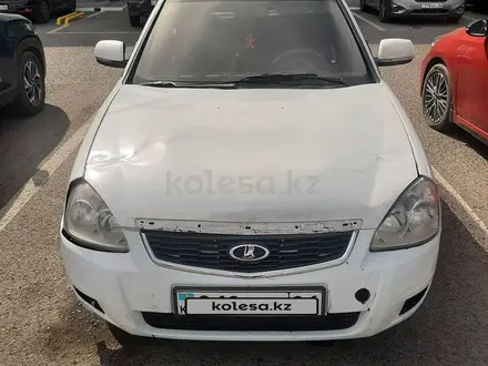 ВАЗ (Lada) Priora 2172 2010 года за 950 000 тг. в Атырау – фото 2