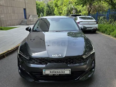 Kia K5 2021 года за 12 000 000 тг. в Алматы