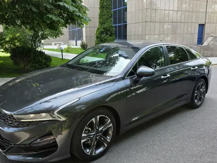 Kia K5 2021 года за 12 000 000 тг. в Алматы – фото 3