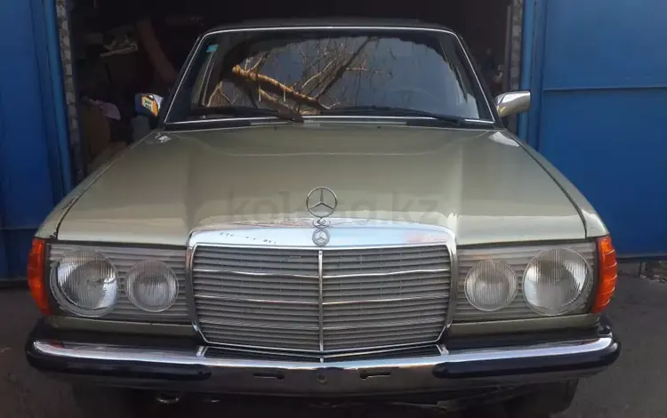 Mercedes-Benz E 250 1981 годаүшін2 200 000 тг. в Костанай