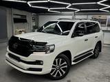 Toyota Land Cruiser 2018 года за 38 900 000 тг. в Алматы – фото 2