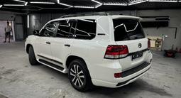 Toyota Land Cruiser 2018 года за 38 900 000 тг. в Алматы – фото 4