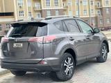 Toyota RAV4 2017 годаүшін9 300 000 тг. в Актау – фото 2