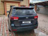 Kia Carnival 2016 годаүшін11 500 000 тг. в Конаев (Капшагай) – фото 3
