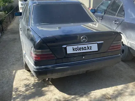 Mercedes-Benz E 280 1995 года за 2 500 000 тг. в Актау – фото 13