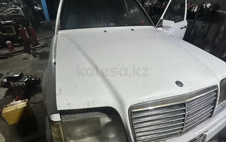 Mercedes-Benz E 200 1994 года за 1 200 000 тг. в Павлодар