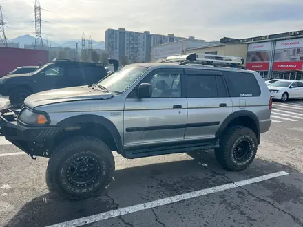 Mitsubishi Montero Sport 2001 года за 7 000 000 тг. в Атырау – фото 2