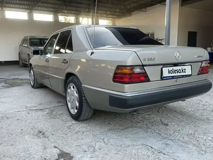 Mercedes-Benz E 320 1993 года за 2 800 000 тг. в Тараз – фото 5